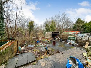 Photo 11- click for photo gallery